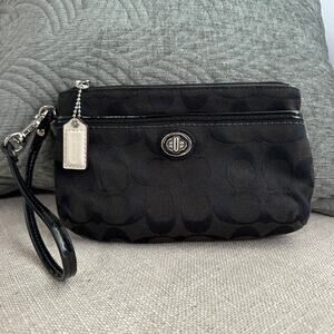 COACH Signature Jacquard Turnlock Two Pocket‎ Wristlet Pouch Purse Black